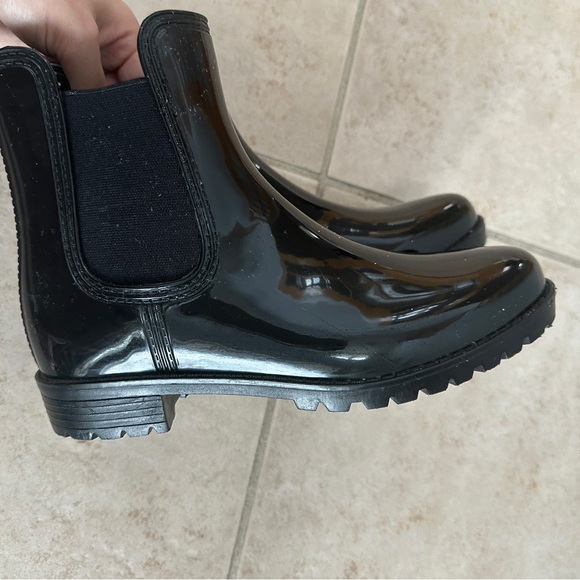 Joe fresh women’s rain boots - Picture 6 of 8